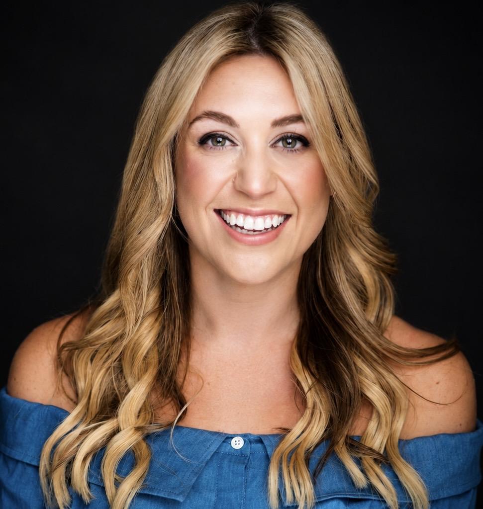 Portrait of Stacy Skolnik